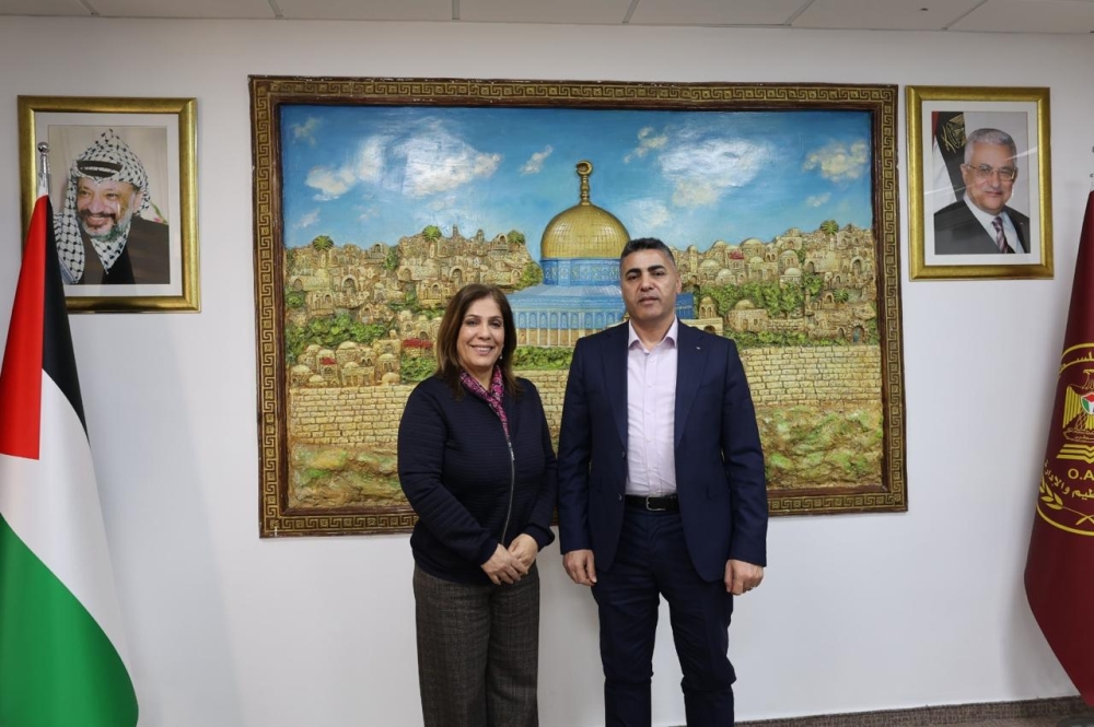 شؤون المرأة وهيئة التنظيم والإدارة العسكرية يبحثان قضايا خاصة بالمنتسبات للقطاع الأمني